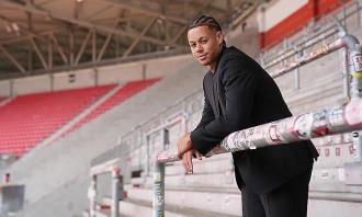 官方：弗賴(lài)堡簽下柏林赫塔前鋒舍爾漢特，轉(zhuǎn)會(huì)費(fèi)200萬(wàn)歐元