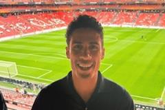 瓦拉內(nèi)現(xiàn)場(chǎng)助威曼聯(lián)，歐聯(lián)決賽為老東家加油