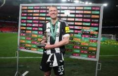 大器晚成！33歲丹-伯恩表現(xiàn)亮眼，紐卡官宣續(xù)約至2027年