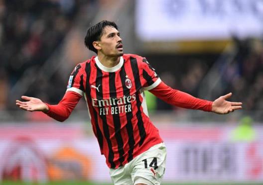 曼城鎖定米蘭中場賴因德斯，意甲收官后正式報價來襲