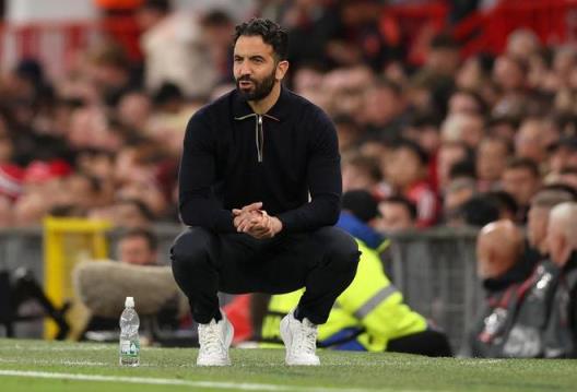 talkSPORT：曼聯(lián)夏窗仍支持阿莫林 馬奎爾與B費對高層不滿