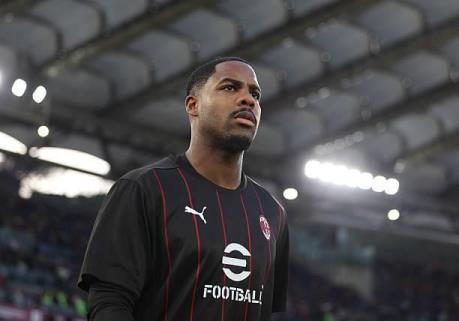 曼聯(lián)正積極尋求新門將，已聯(lián)系邁尼昂了解情況