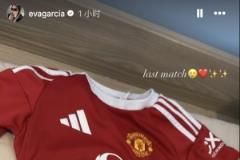 女友宣！女友曬照配文：加納喬曼聯(lián)戰(zhàn)袍，最后一戰(zhàn)