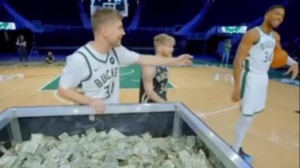 字母哥罰球失誤錯失10萬刀獎金，人情世故還是純菜？