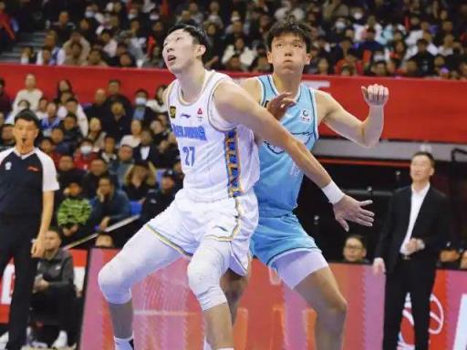 支持曾凡博！荒謬?yán)碚撎尚?，理性球迷?yīng)理性看待