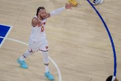 尼克斯首節(jié)10次罰球第二節(jié)0次 步行者單節(jié)10罰7中