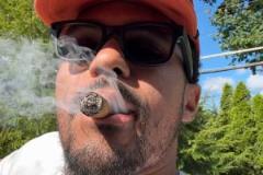 喬治被當(dāng)面嘲不如托哈，托哈曬雪茄照回應(yīng)