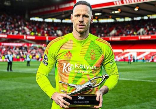 哈蘭德無緣英超最佳陣容，阿諾德入選，曼城僅一人獲選