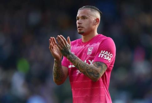 菲利普斯感恩伊鎮(zhèn)球迷，堅信球隊將重返巔峰